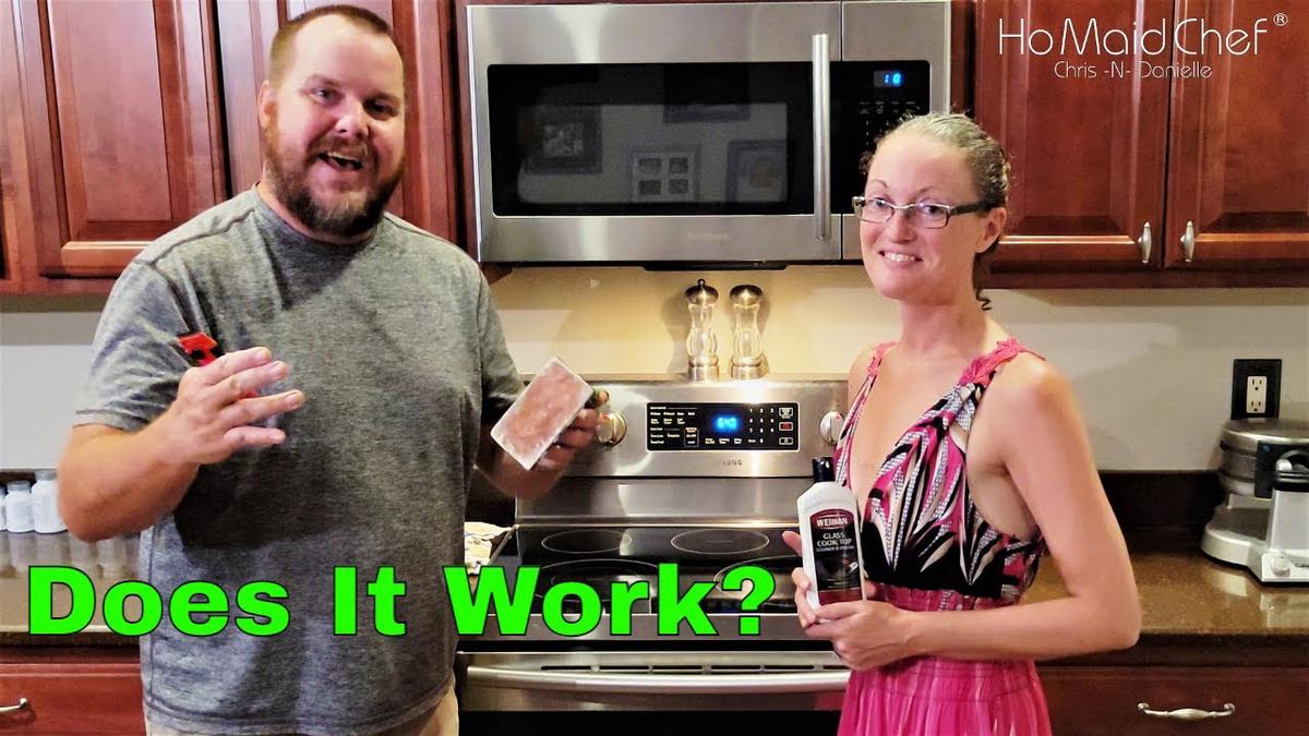 'Video thumbnail for Weiman Cooktop Cleaner Kit 2 Year Review'