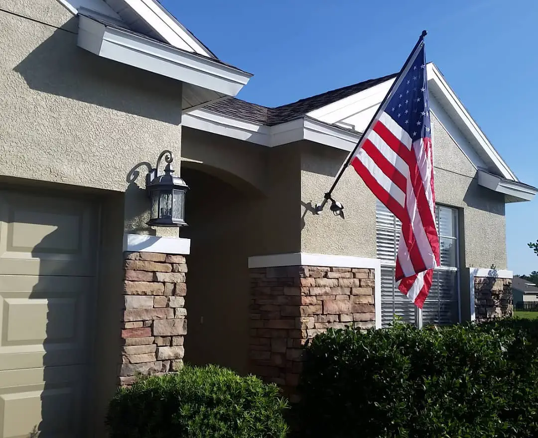 Florida HOA Flag Rules